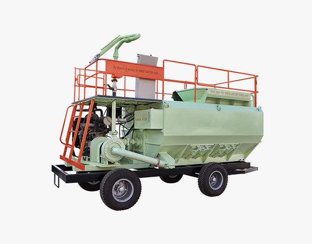 帶拖車的水力播種機
